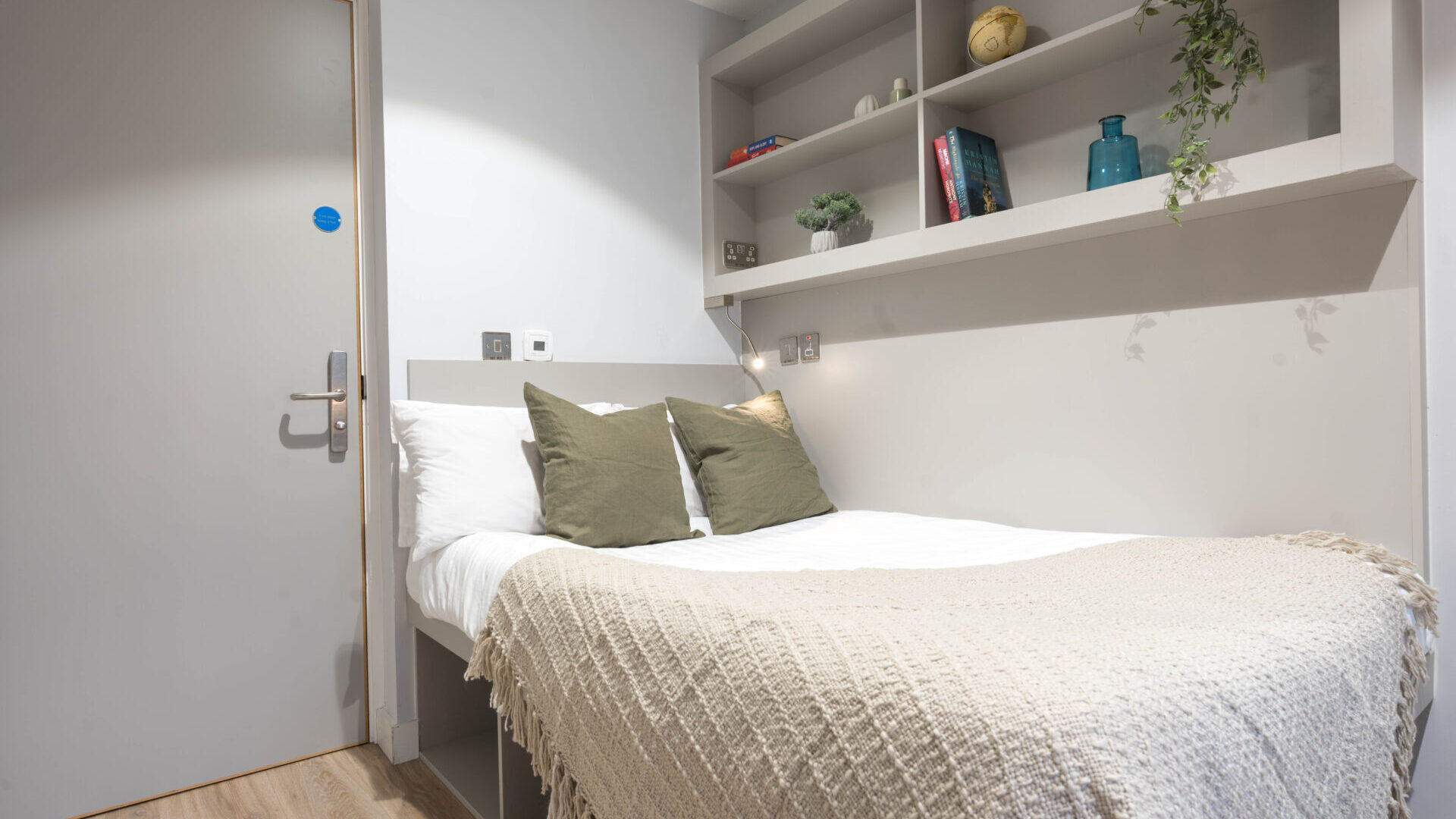 City HideAway Single EnSuite
