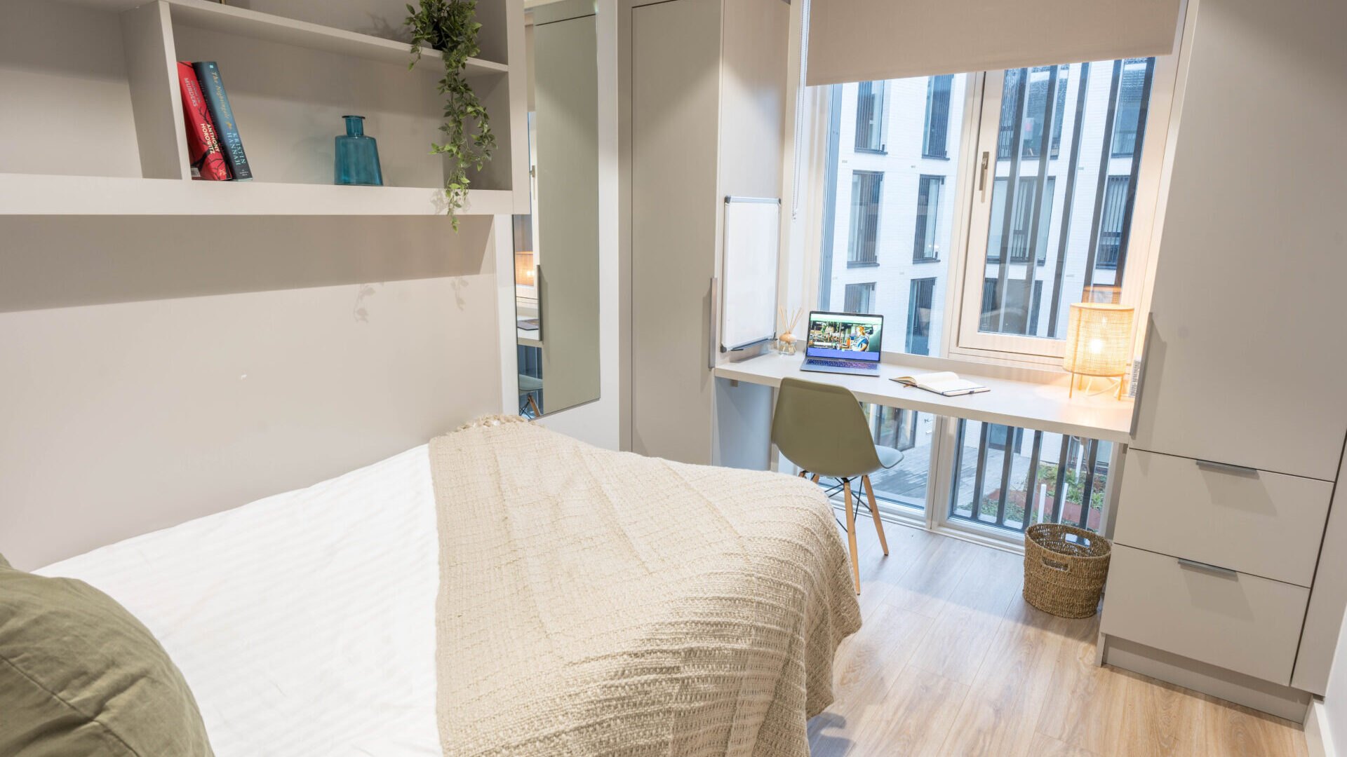 City HideAway Single EnSuite