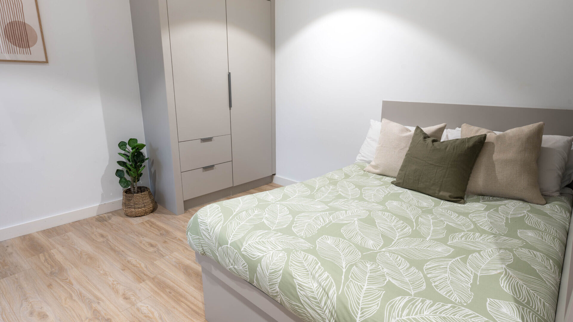 City HideAway Double EnSuite
