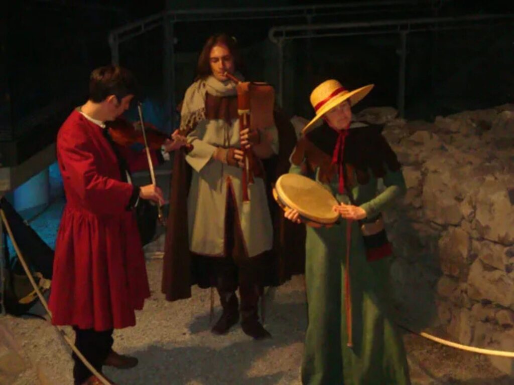 Early Music - City HideAway Galway